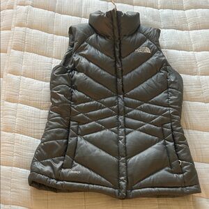 The North Face Women's Charcoal Puffer Vest